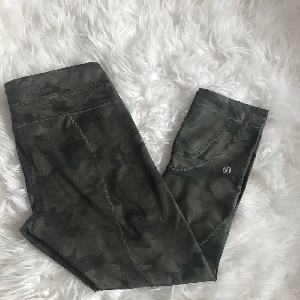 Lululemon Run Inspire Crops